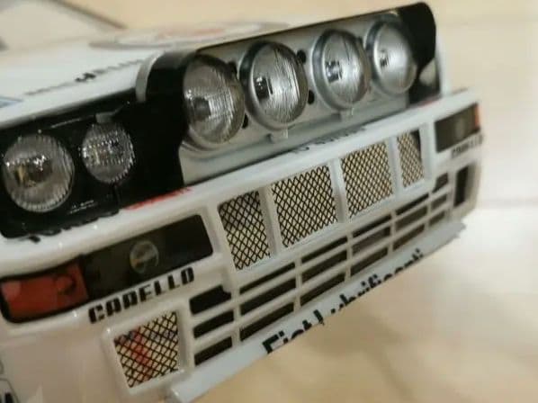 m*a様 タミヤ ランチア デルタ インテグラーレ LED18灯 ダクト開口 ド