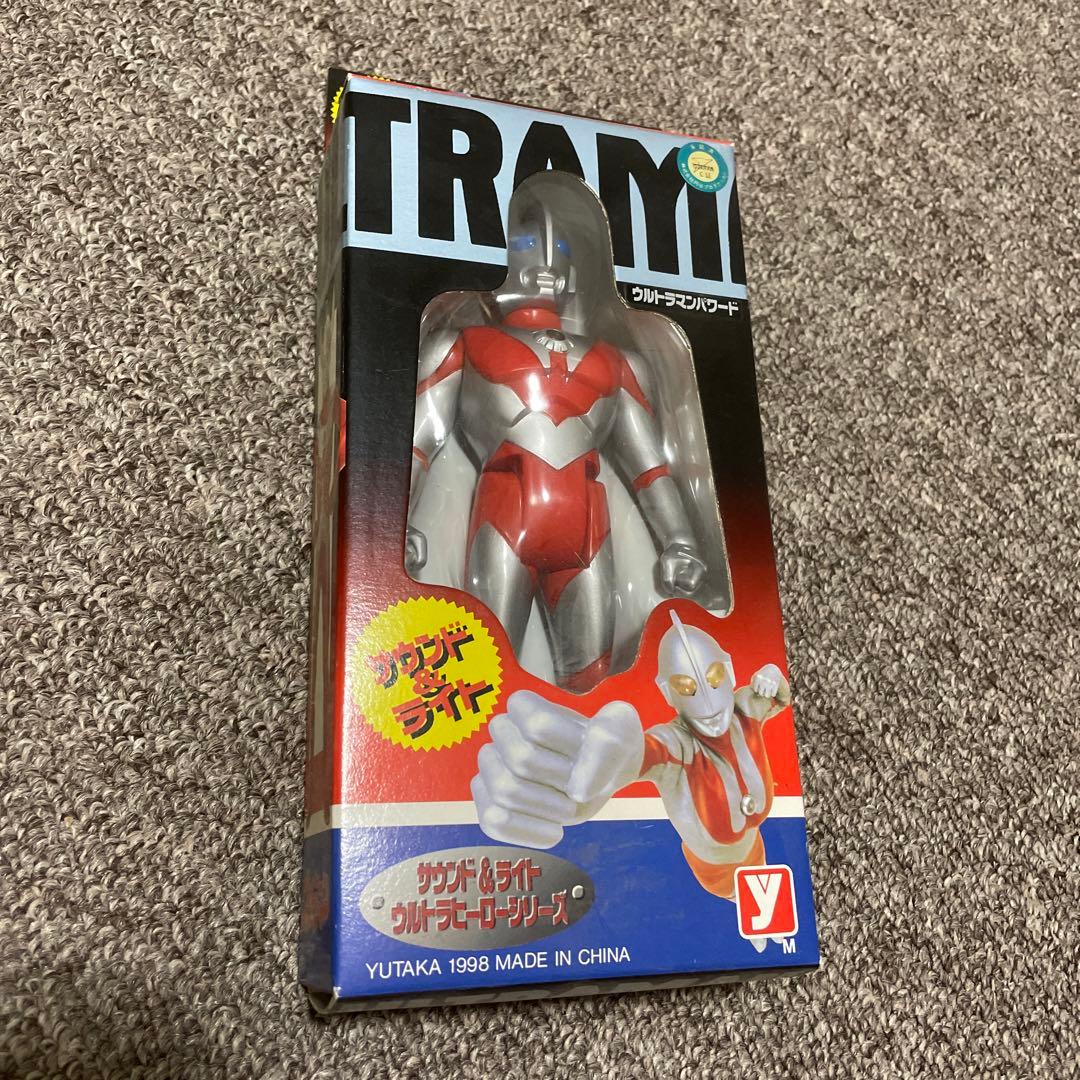 ウルトラマンパワード　サウンド&ライト Amazon.co.jp: ウルトラマンパワード 音楽集: ミュージック