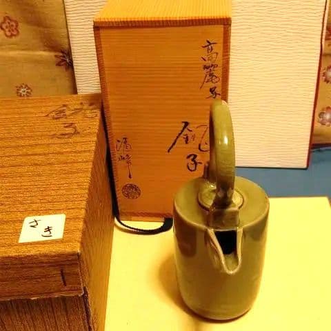 銚子、高麗青磁写、日比野清峰作、さき番 - メルカリ