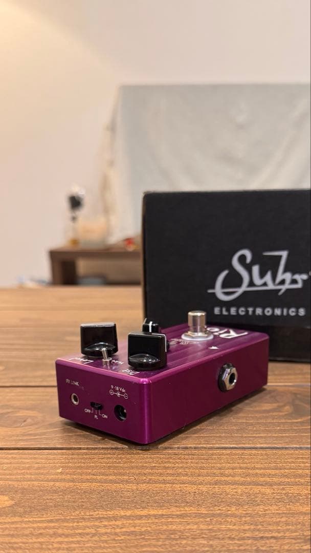 Suhr Riot ギターエフェクター