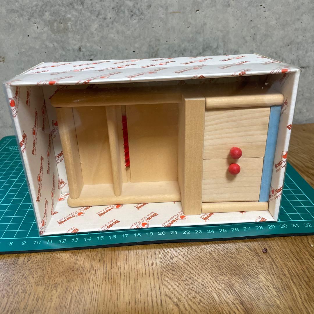 ボードへニッヒ　食器棚