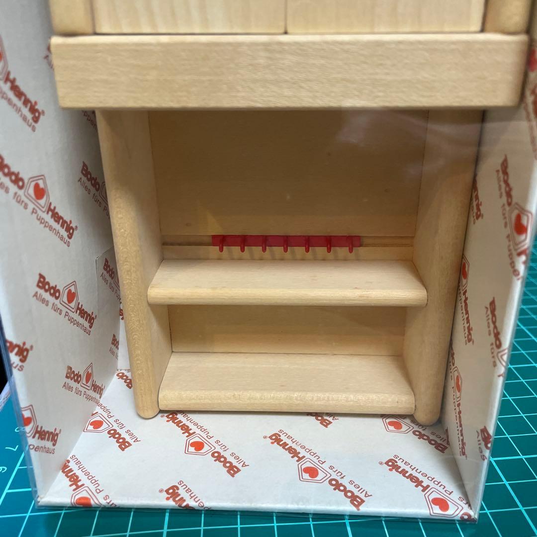 ボードへニッヒ　食器棚