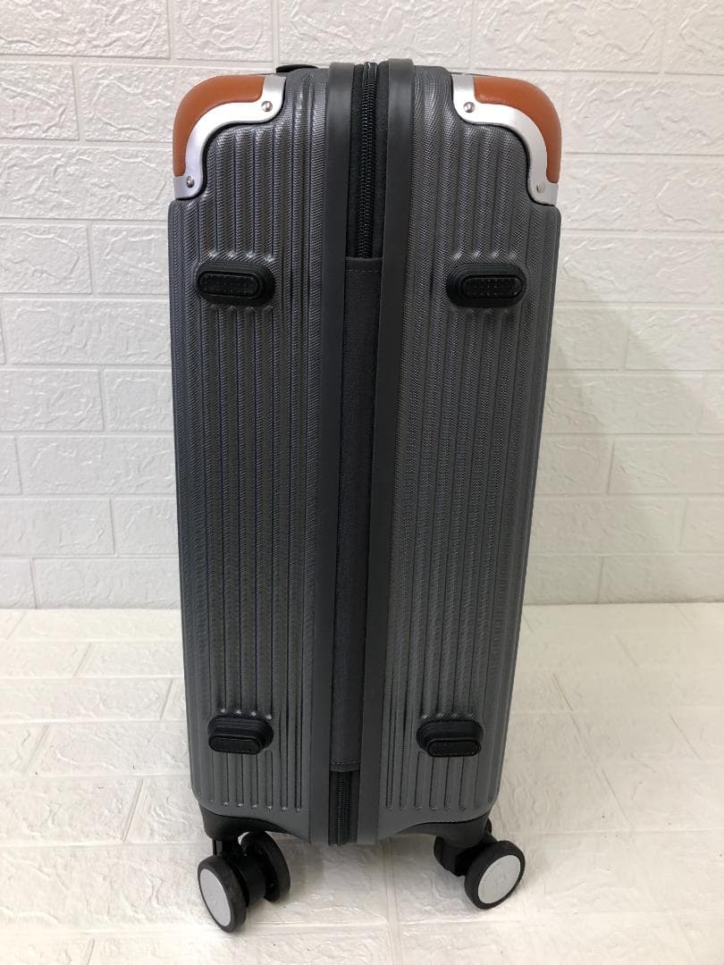 スイスミリタリー スーツケース 38.5L 機内持ち込みサイズ SM-C920