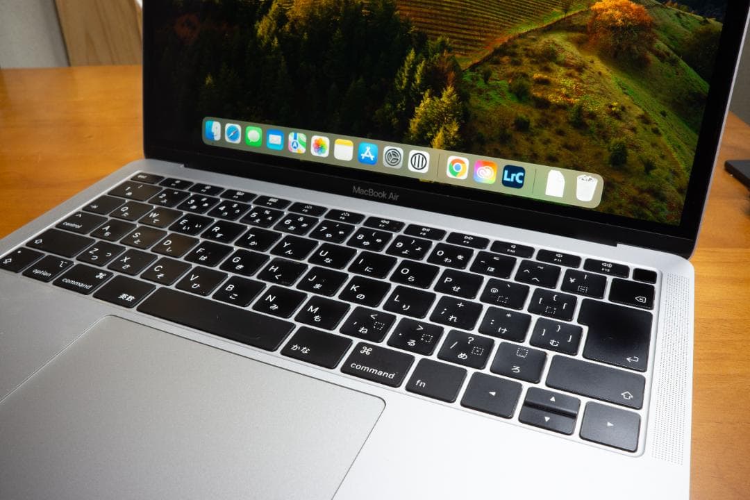 MacBookAir13インチ・2018年☆バッテリー正常、208回 - メルカリ