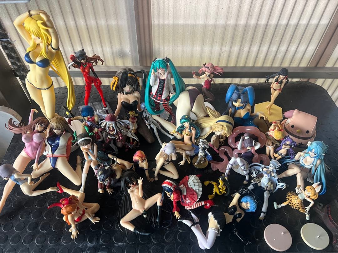 キャラクターフィギュア多数 呪術廻戦 フィギュア 16体セット & おまけ 多数 - メルカリ