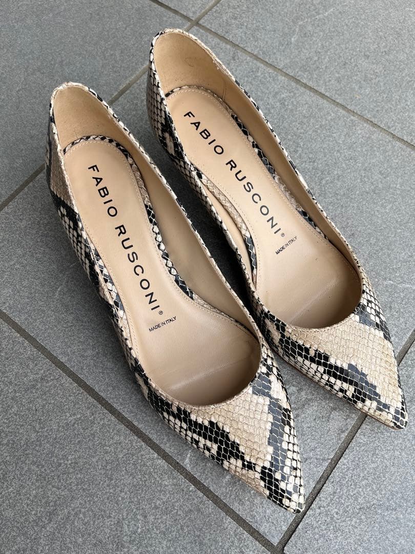 FABIO RUSCONI パイソン柄パンプス 39 - メルカリ
