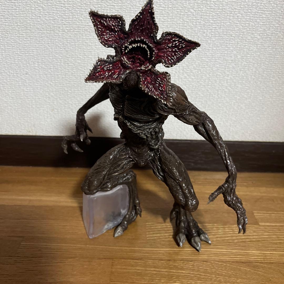一番くじ　ストレンジャー•シングス ラストワン賞 デモゴルゴン フィギュア Amazon.co.jp: 一番くじ ストレンジャーシングス 未知の世界 ラスト