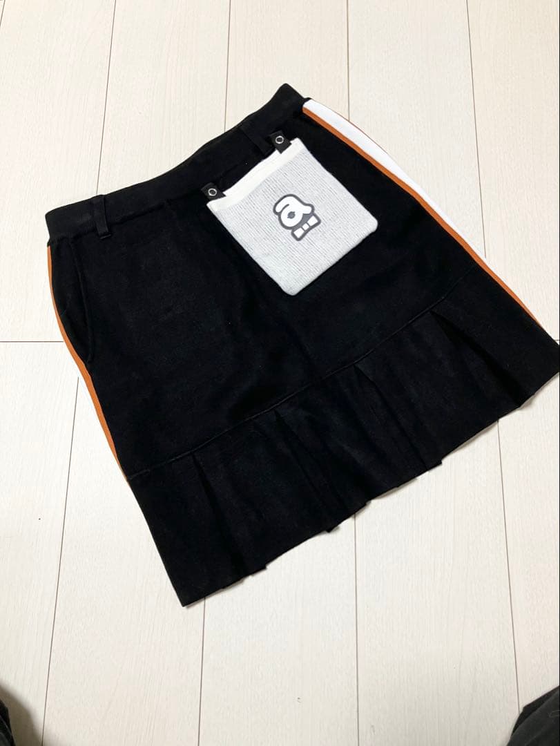 美品)アルチビオarchivio トナカイセーター・ロゴ柄スカート サイズ36