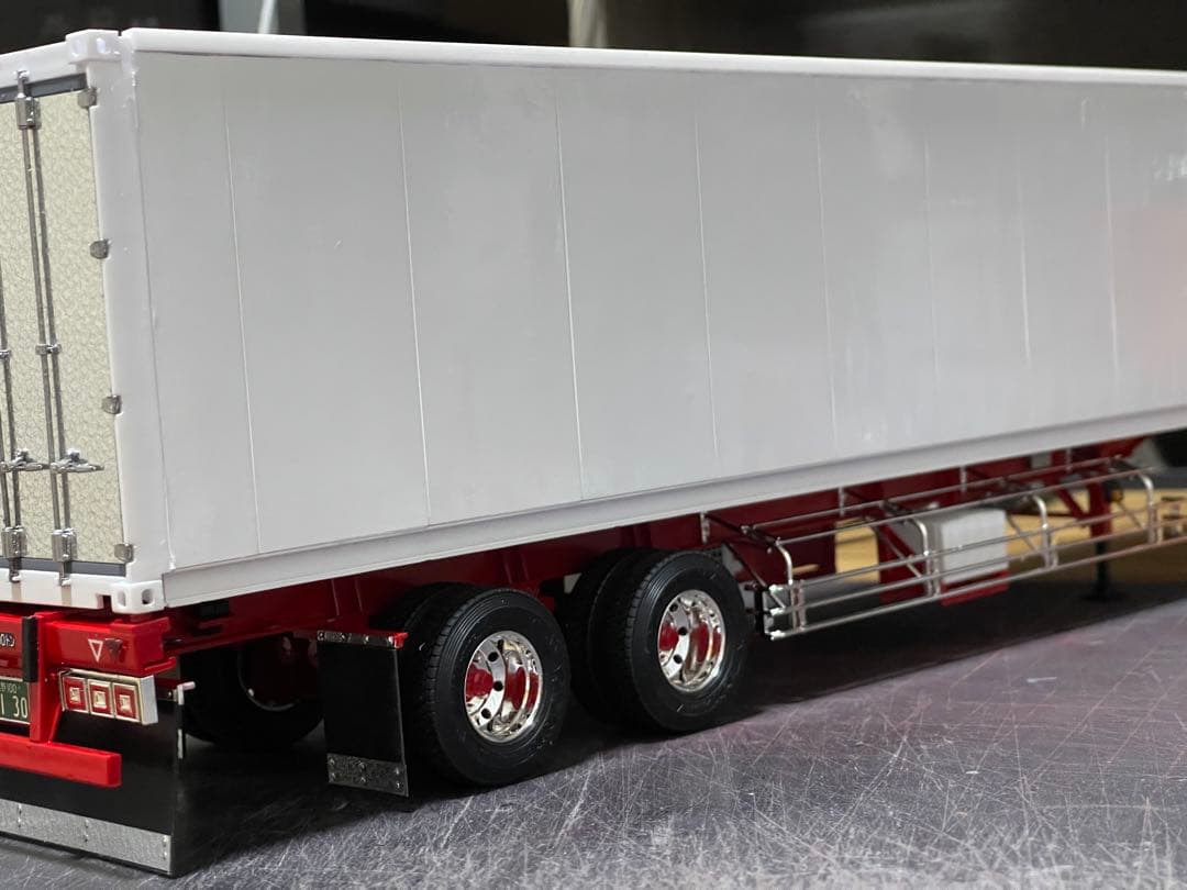 デコトラ‼️1/32 40フィート海コントレーラー2軸MG付きシャーシ