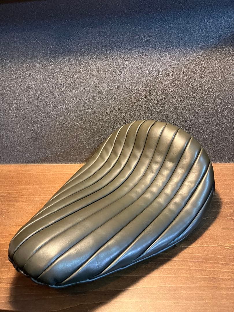 ソロシート　ナロータイプ　オリーブ ナロータイプベイツレプリカ ソロシート ブラック フラットベース / 2