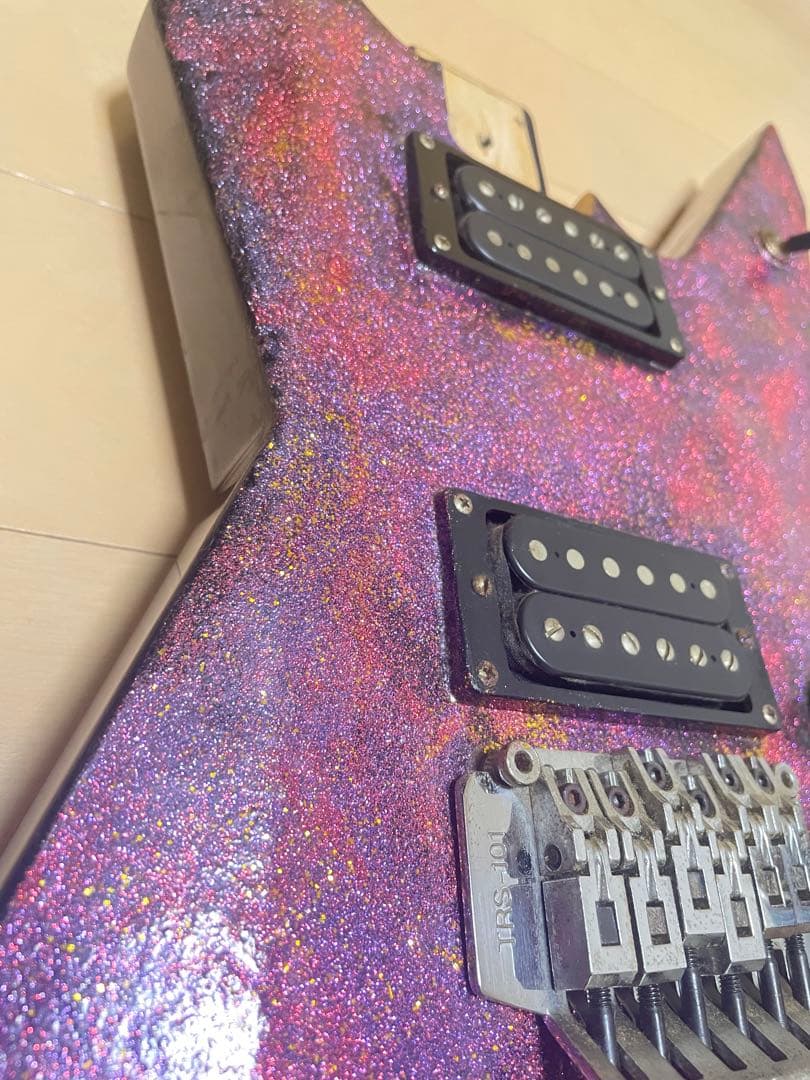 killerパイレーツ　ボディーのみです。ジャンク品 金紫ピンク凹凸自分で塗装。