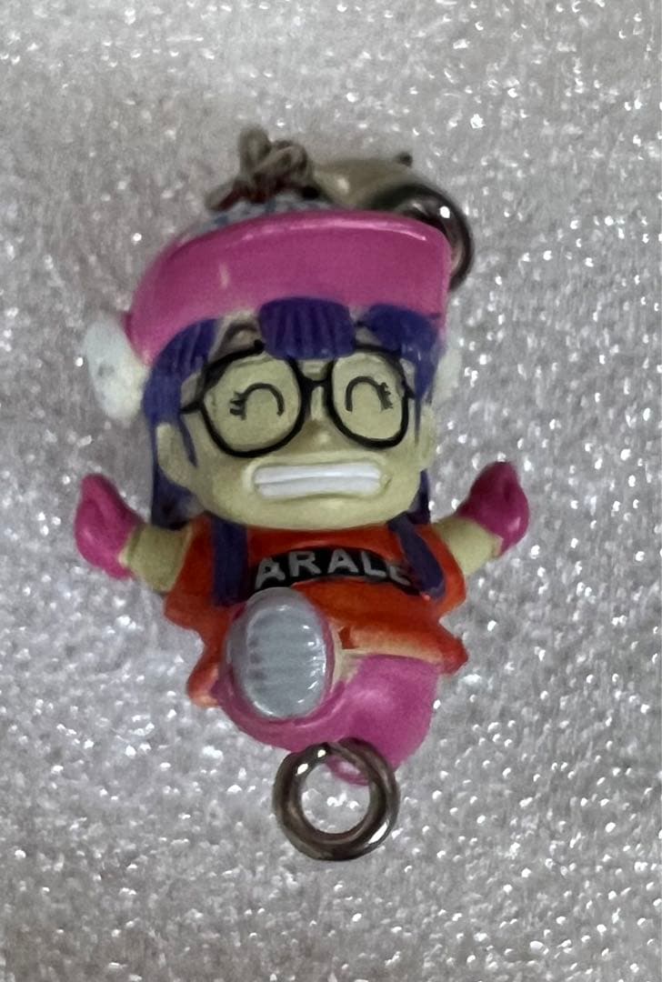 Dr.スランプ アラレちゃん 繋がる チャーム 5個セット - メルカリ