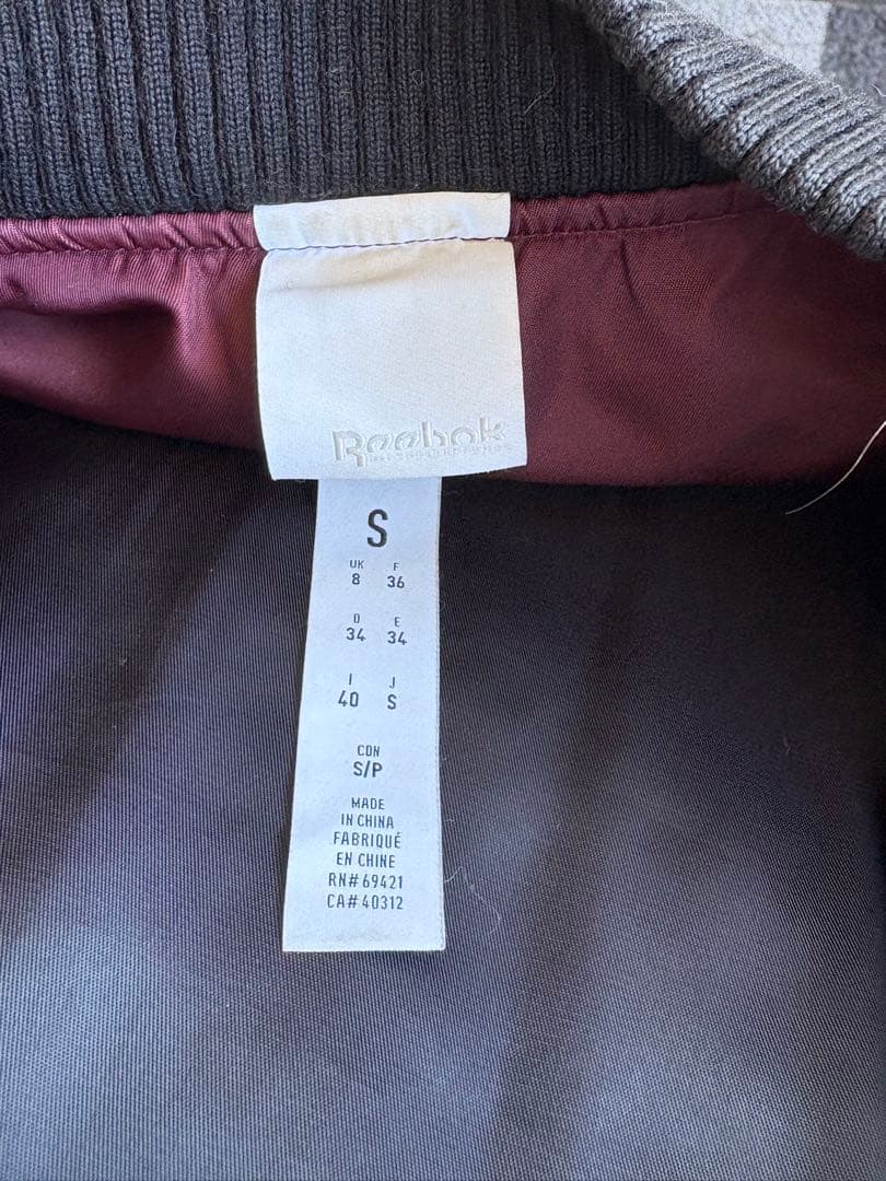 Reebok × Victoria beckham ジャケットMA-1 - メルカリ