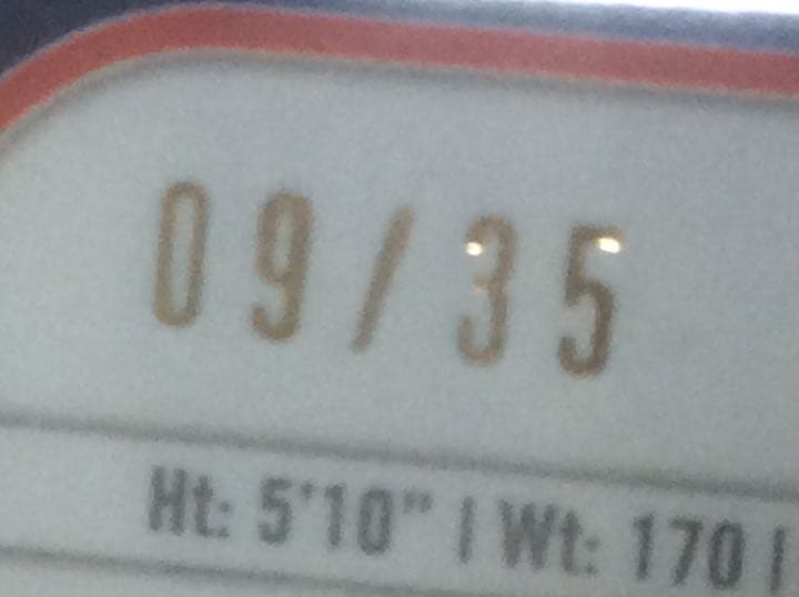 Andrew Benintendi ルーキー直書き直筆サインカード　35枚限定！