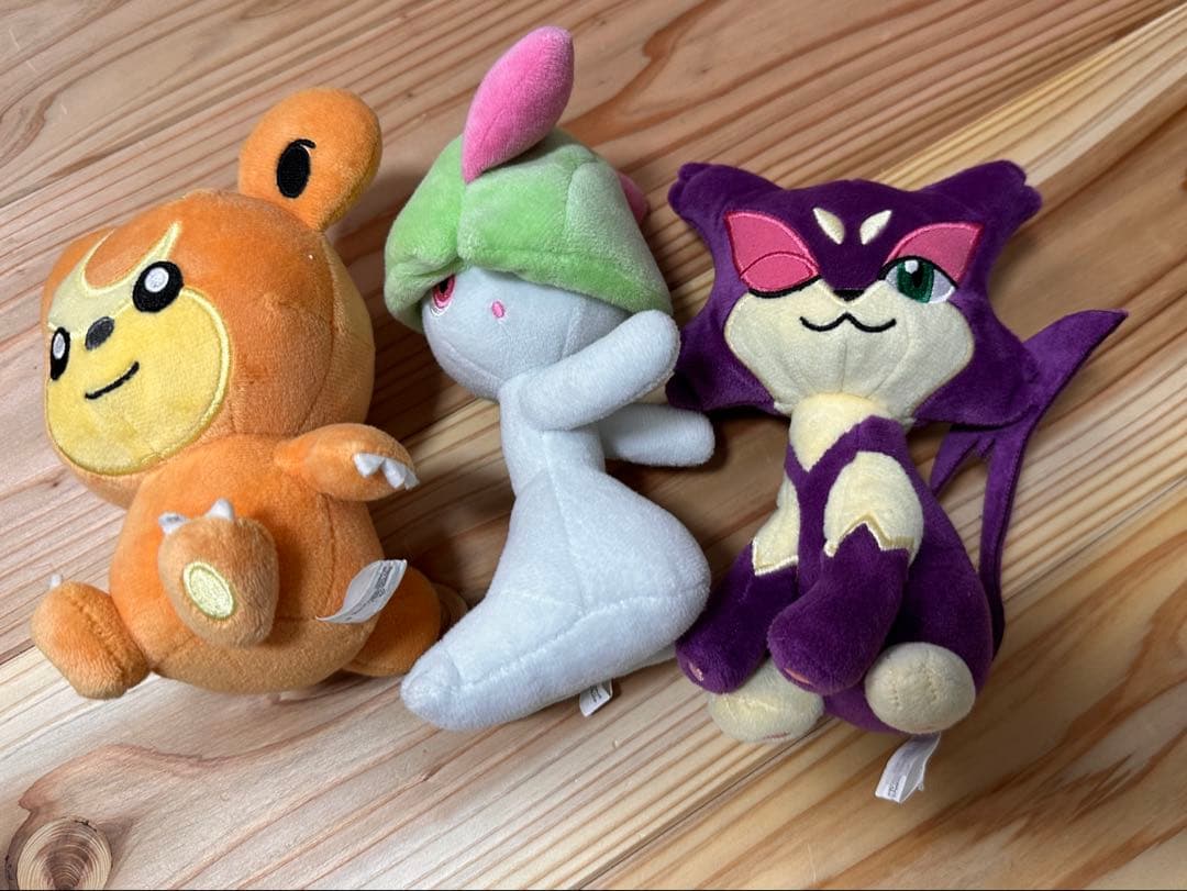 ② ポケモン　ぬいぐるみ　クッション　まとめ売り　ポケットモンスター　大量