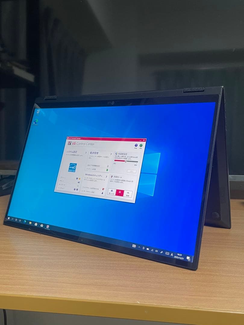 美品 LG GRAM 16T90P 2IN1 タッチパネル Windows 10 Home (64bit)/16.0インチ/2in1/タッチ/第11世代インテル