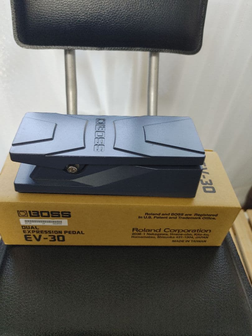 BOSS EV-30 エクスプレッションペダル - メルカリ