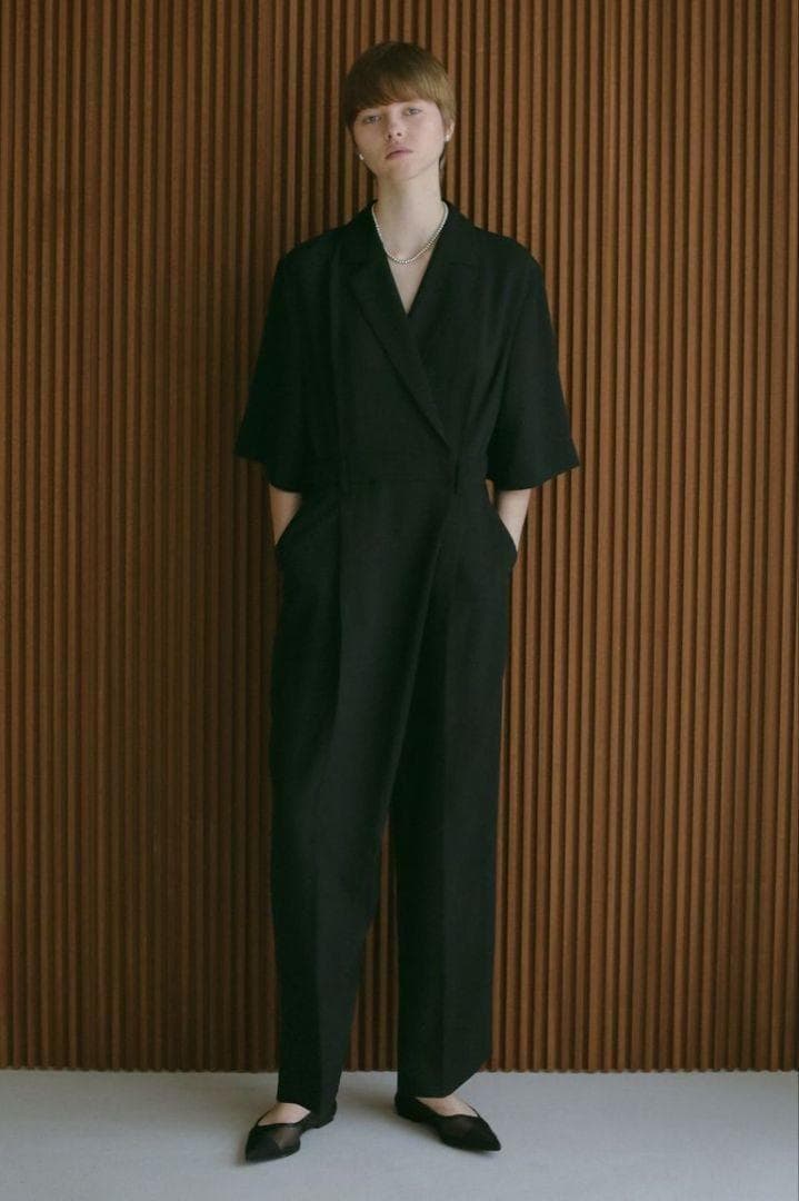 新品未使用 MANOF ブラック 黒 レディース オールインワン Mサイズ