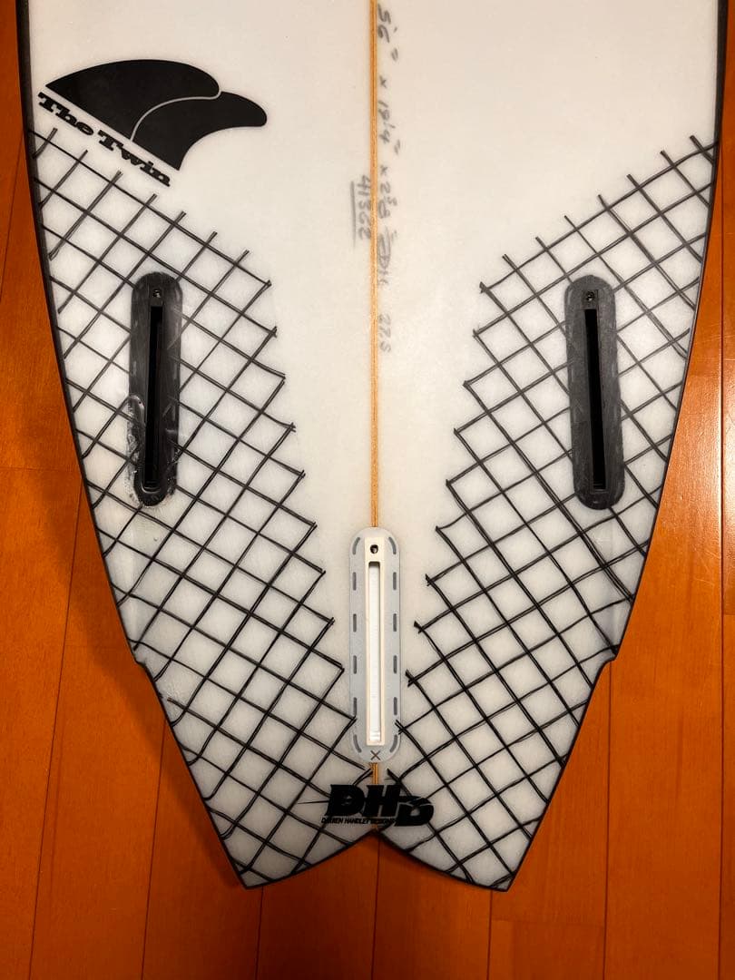 DHD TWINFIN 5’6 27.5L ツインフィン