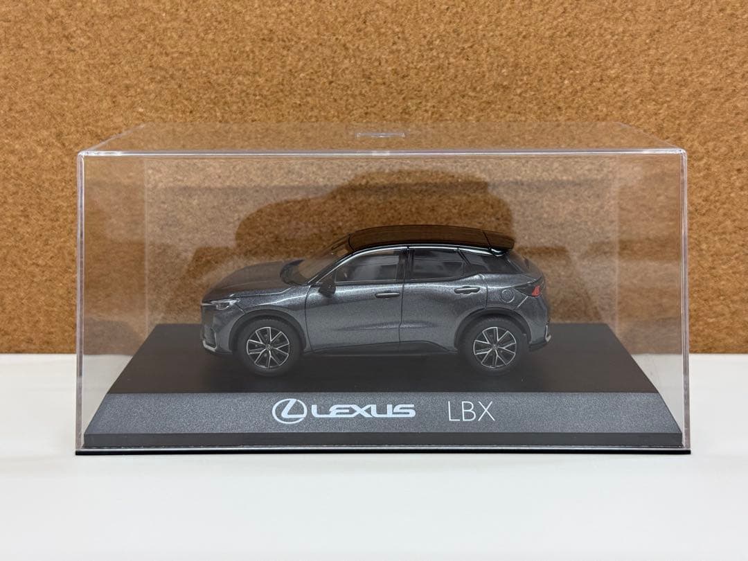 【新品】京商 レクサスLBX ミニカー ソニッククロム 1/43 楽天市場】京商 京商 1/43 LEXUS LBX ソニッククロム/ブラック