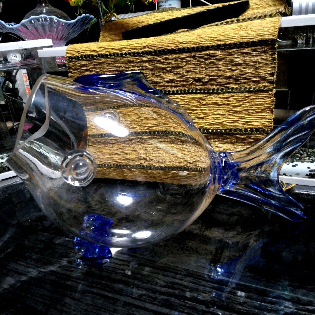 魚型ガラス容器 ＊透明 青色尾びれ 琉球ガラス 魚型オブジェ 灰皿 - メルカリ