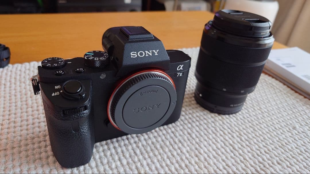 SONY α7 II（ILCE-7M2K）ズームレンズキット 格安レンタル] SONY（ソニー） α7 II ILCE-7M2K 28-70mm ズームレンズ