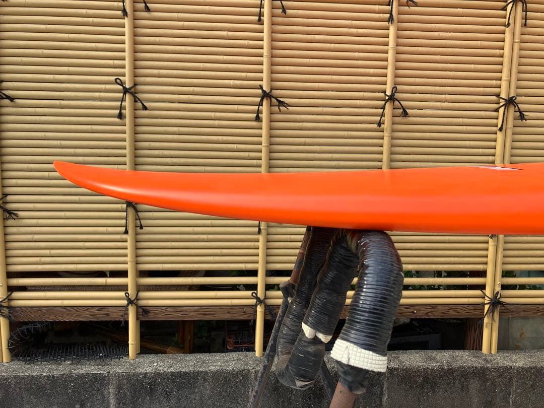 美品INSANEサーフボードグッドサイズ5.10アシンメトリーレギュラー