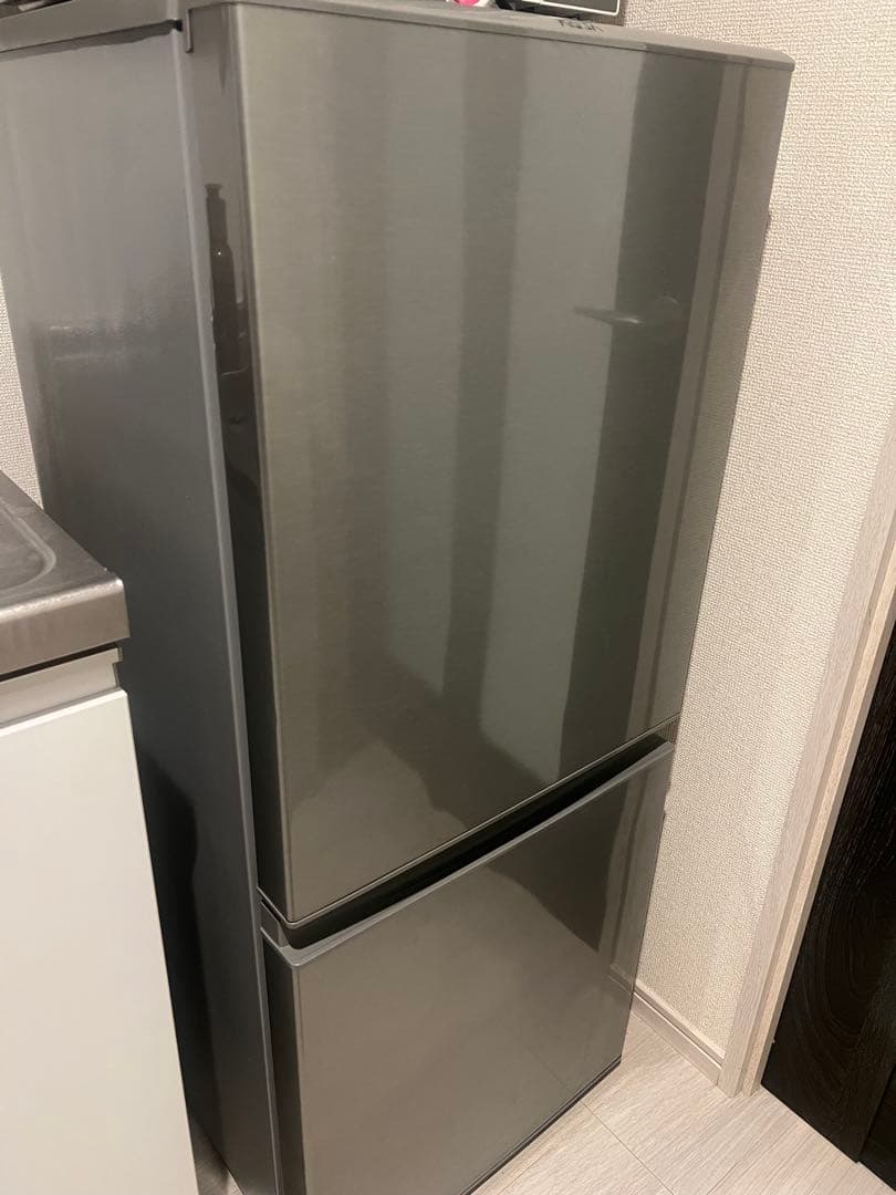 AQUA 冷凍冷蔵庫149L以下 アクア 冷蔵庫 262L 右開き 3ドア 幅60cm スタイリッシュデザイン