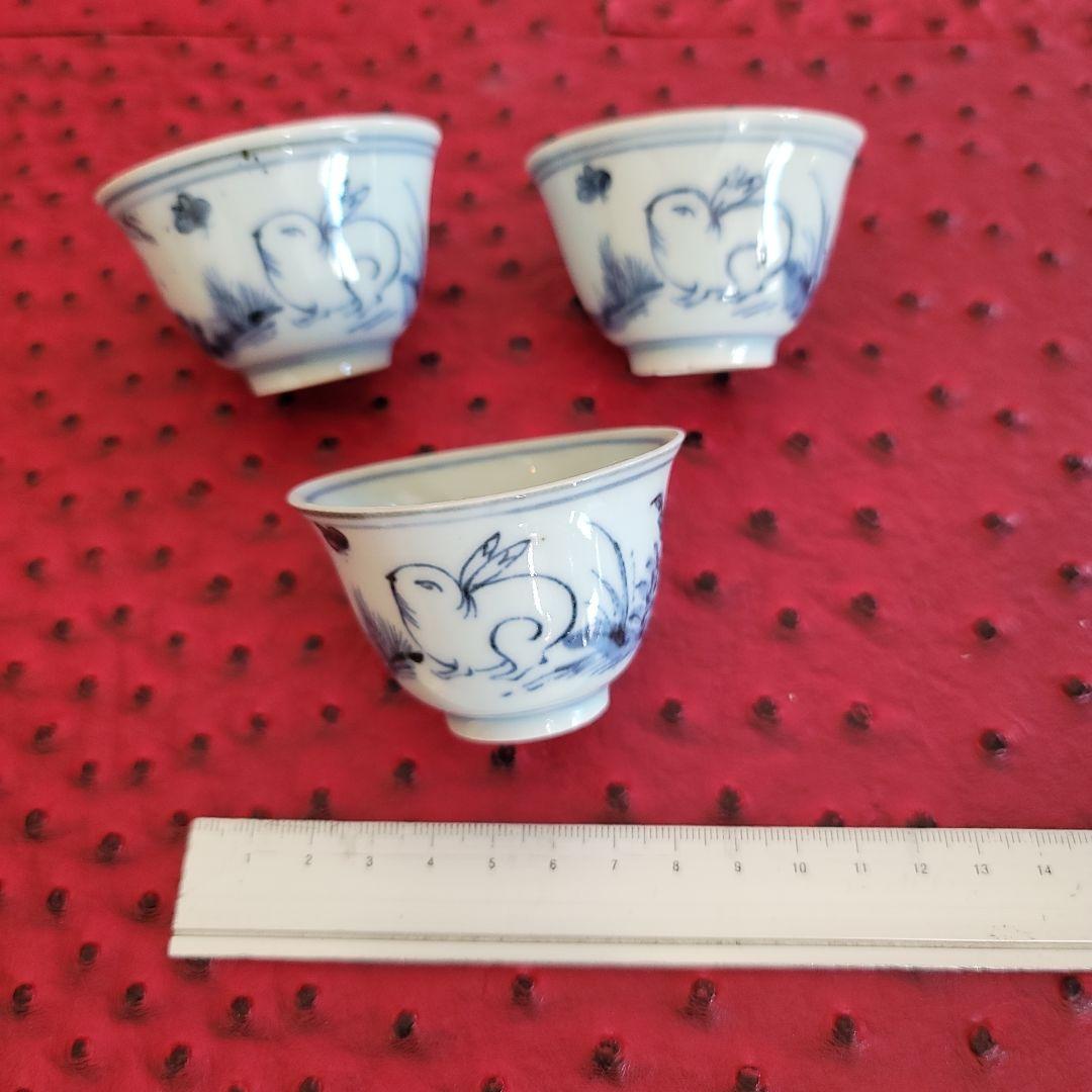 清朝染め付け 兎紋の煎茶碗 3客 清代 染付草文煎茶碗 5客揃（1616–1911 CE） | 入蘆花（ロカニイル）