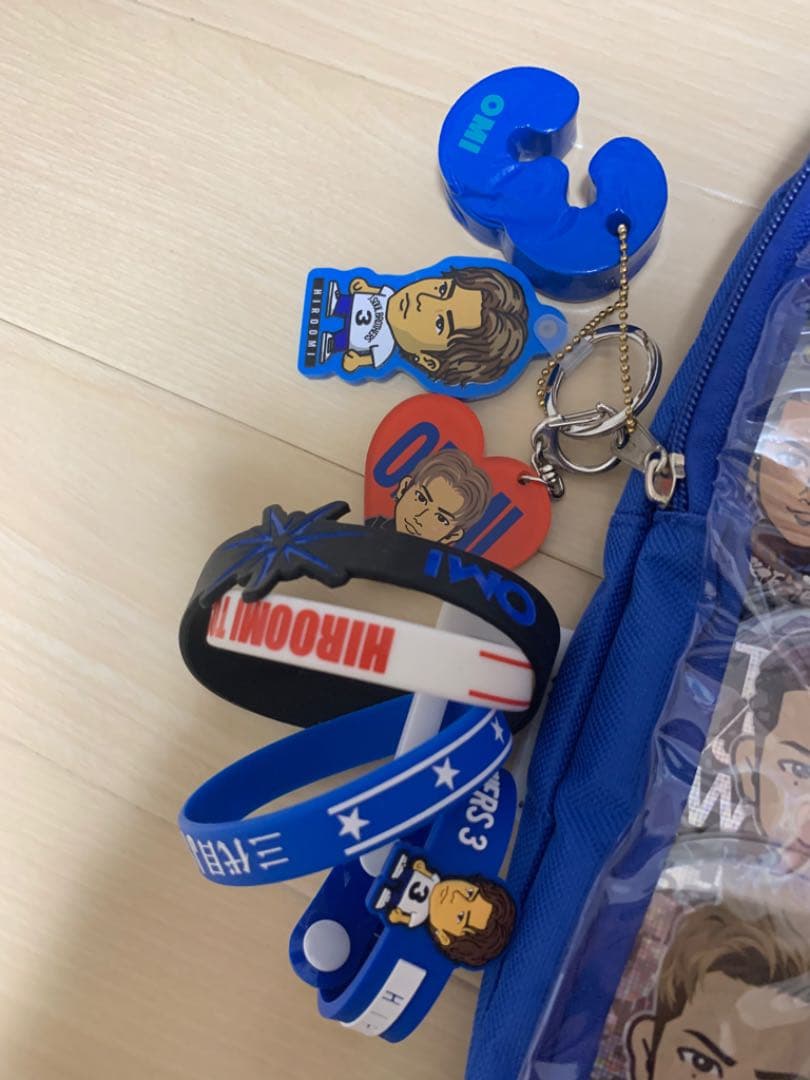 登坂広臣 缶バッチ クリーナー キーホルダーセット