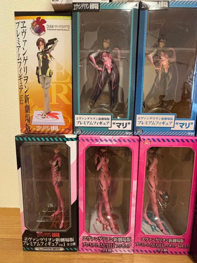新品、未開封エヴァンゲリオンフィギュア　13体セット