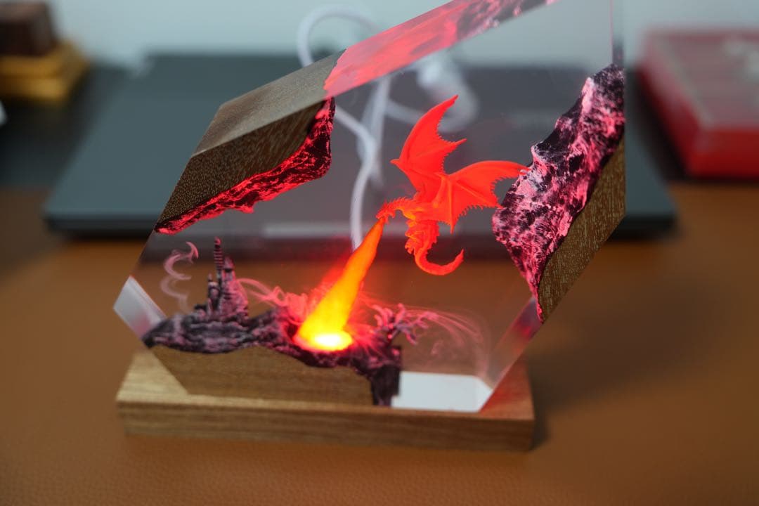 【在庫処分】ドラゴンの息吹 炎の城 レジンランプ 中世ファンタジー 騎士 冒険