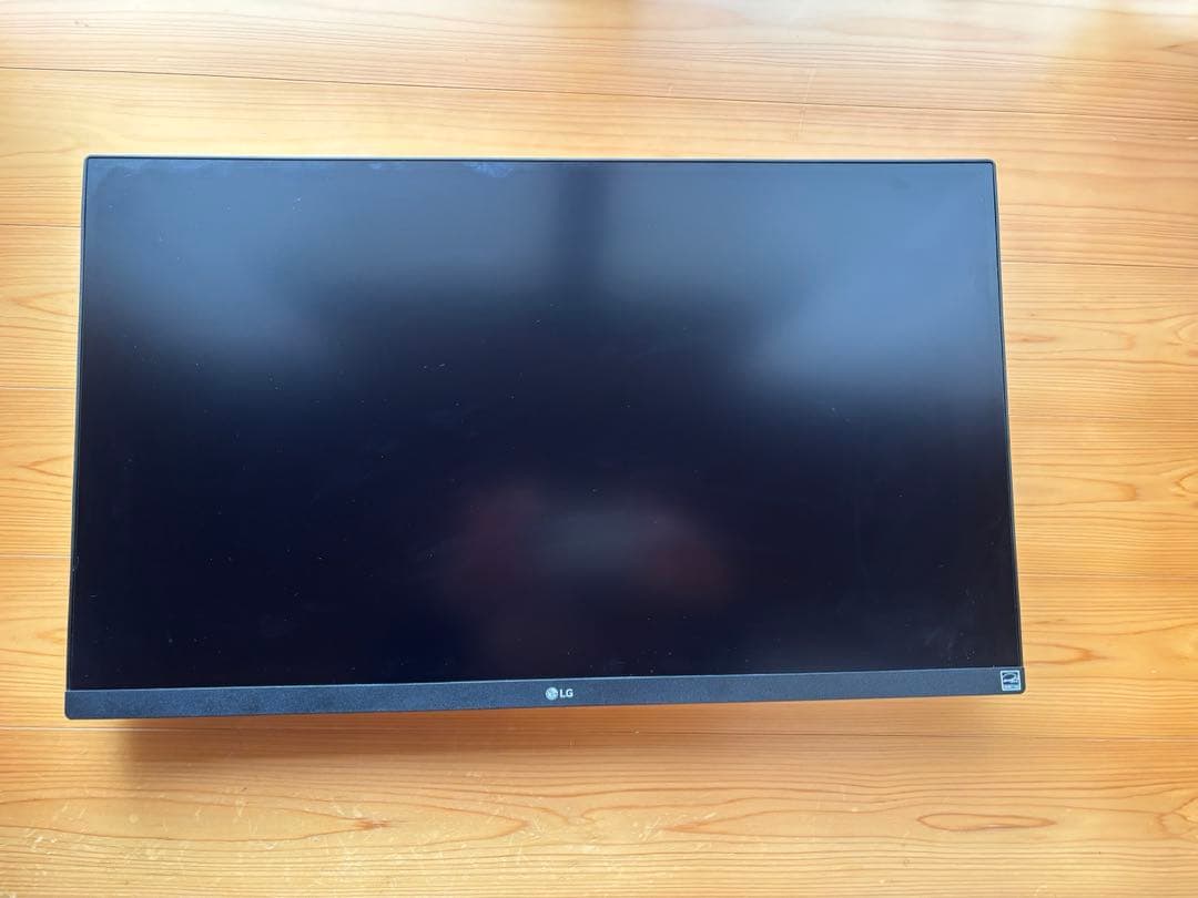 LG 4Kディスプレイモニター　27UP600-W 27インチ 27UP600K-W | モニター | LG JP