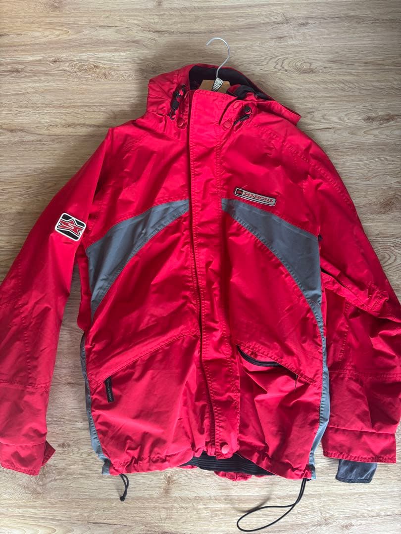 SESSIIONS　GORE-TEX フード付きジャケット 赤 OUTLET】VOLCOM Mens Guide Gore-Tex Jacket - Crimson