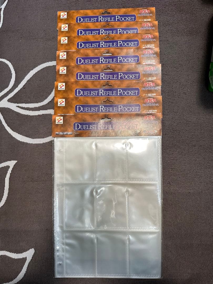 デュエリスト　リファイル　ポケット　8セット　メルカリ便送料込 バインダー 大量 7ポケット 8ポケット リフィル 30枚 D リング トレカ