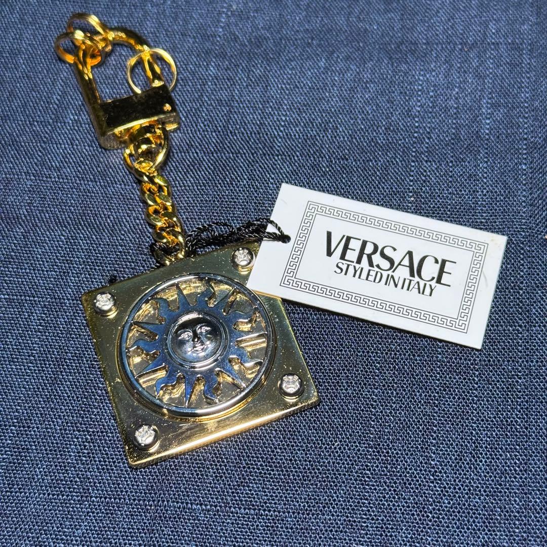 ジャンニ　ヴェルサーチ　キーリング　gianni versace 楽天市場】ジャンニヴェルサーチ GIANNI VERSACE ユニセックス