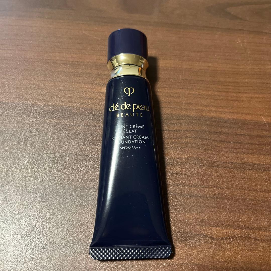 clé de peau クリームファンデーション オークル-20 cle de peau BEAUTE（クレ ド ポー ボーテ） [爆弾PRICE]資生堂