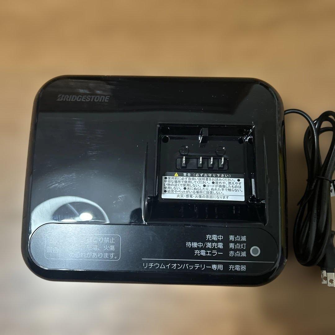 BRIDGESTONE リチウムイオンバッテリー充電器 P5568 - メルカリ