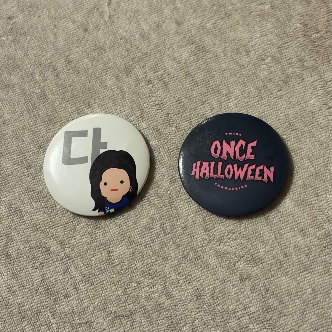 TWICE ダヒョン once halloween 缶バッジ - メルカリ