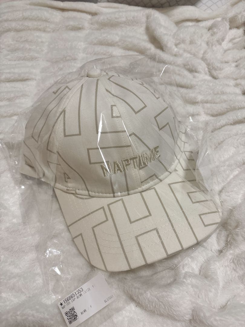 新品未使用 NAPTIME プリントBIGT- SHIRTS-総柄　＋キャップ