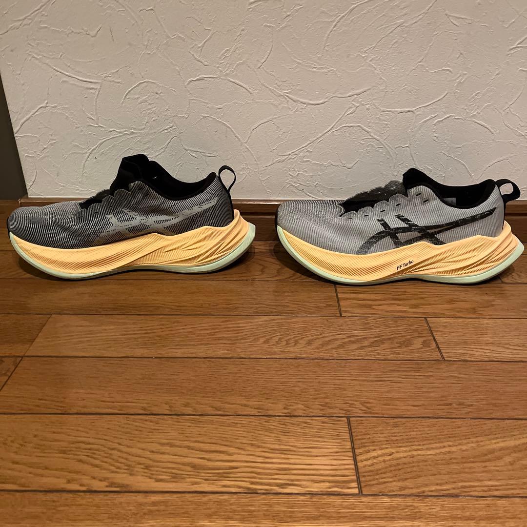 アシックス　スーパーブラスト(25.5cm)