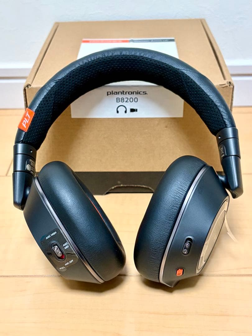 激レア美品】Voyager 8200 UC テレワーク高級ヘッドセット 箱完備