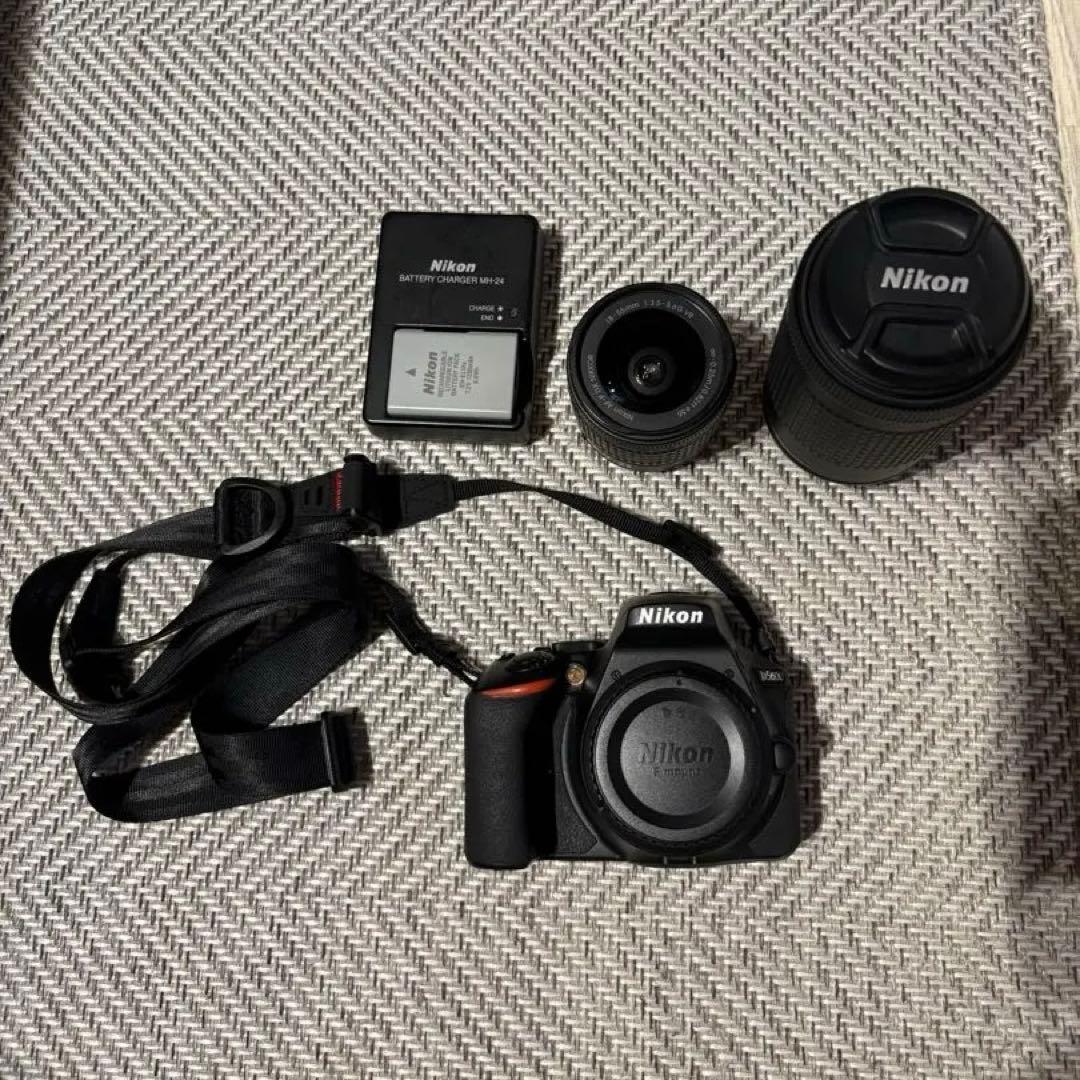 Nikon D5000 デジタル一眼レフカメラ　ダブルズームキット ニコン D5000 ダブルズームキット｜デジタル一眼レフ｜カメラの