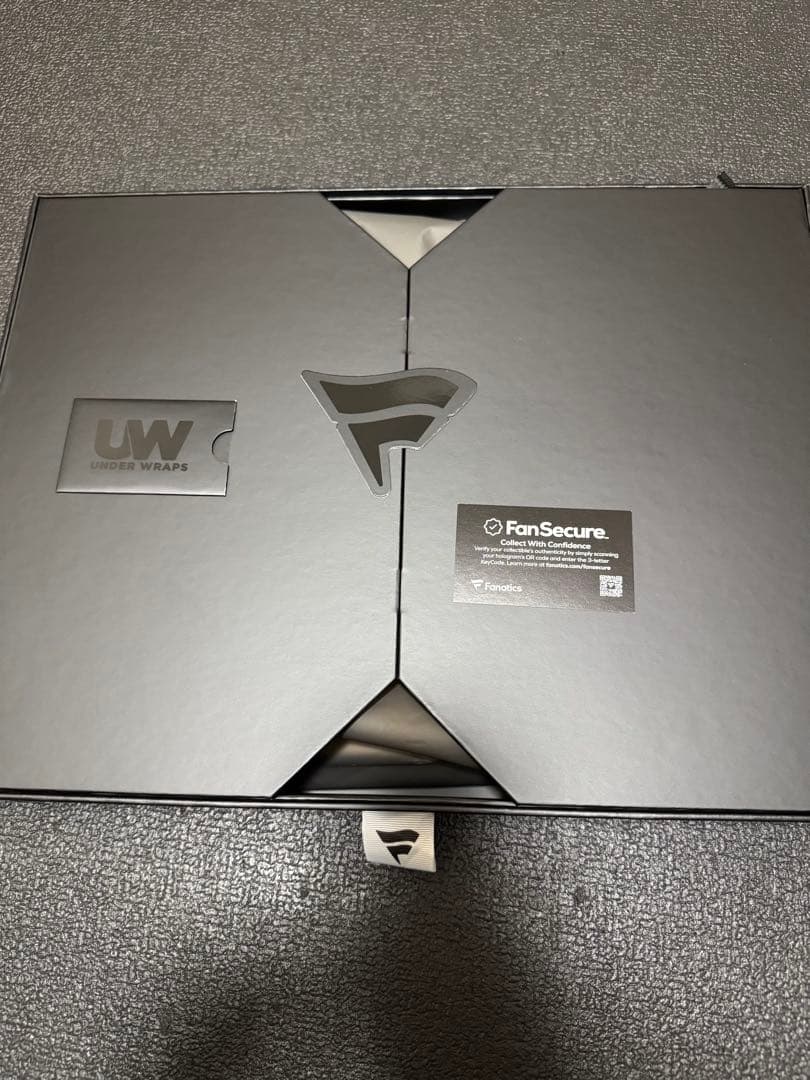 ジョーダン・ローラー City Connect 直筆サインユニフォーム - メルカリ