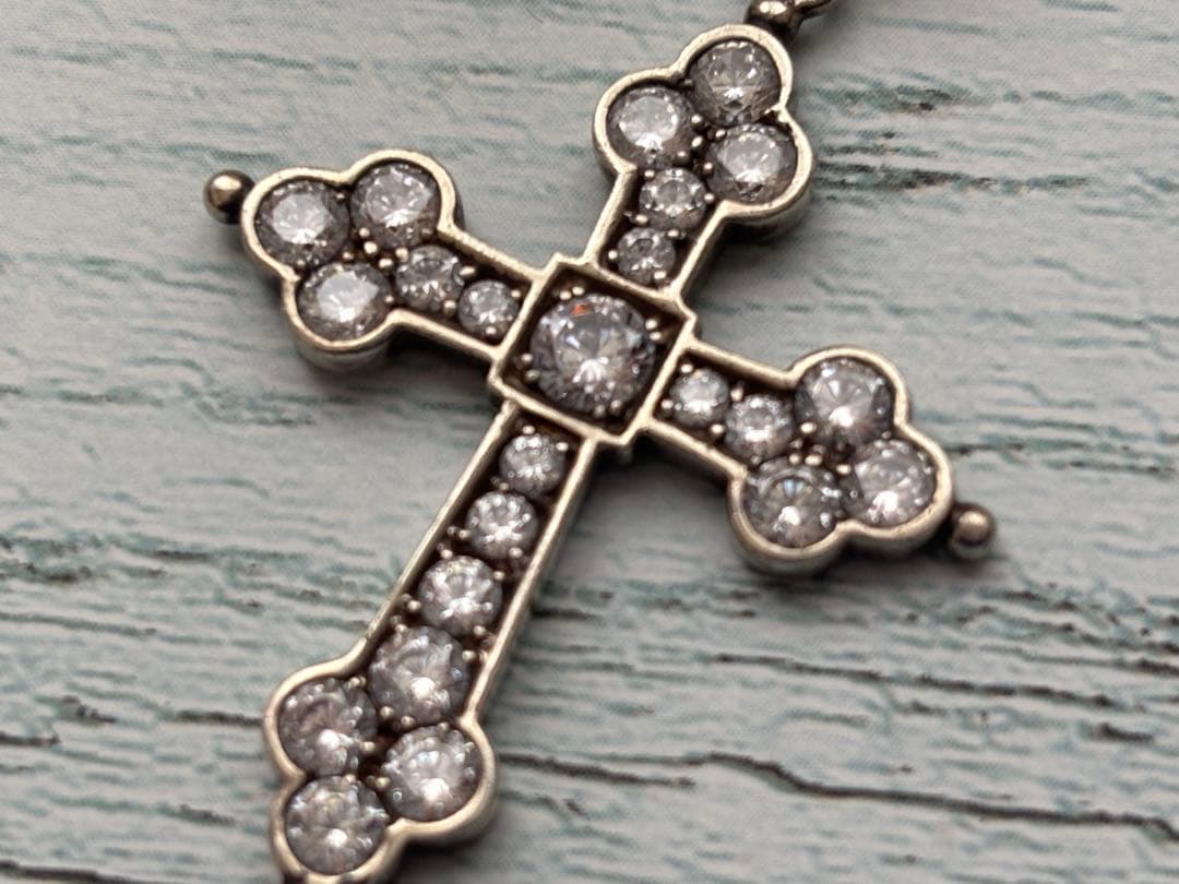 ローリーロドキン ラージ ゴシッククロス ペンダントトップ ネックレス