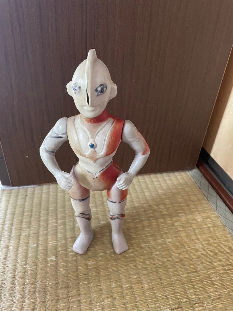 ウルトラマン ソフビ人形