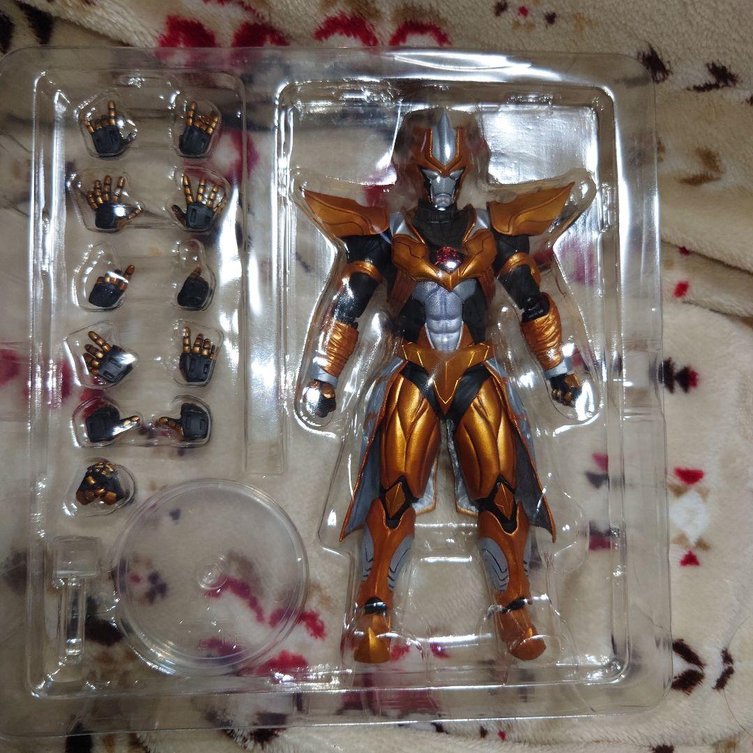 S.H.Figuarts USウルトラマンゼロ&タルタロス&レグロス