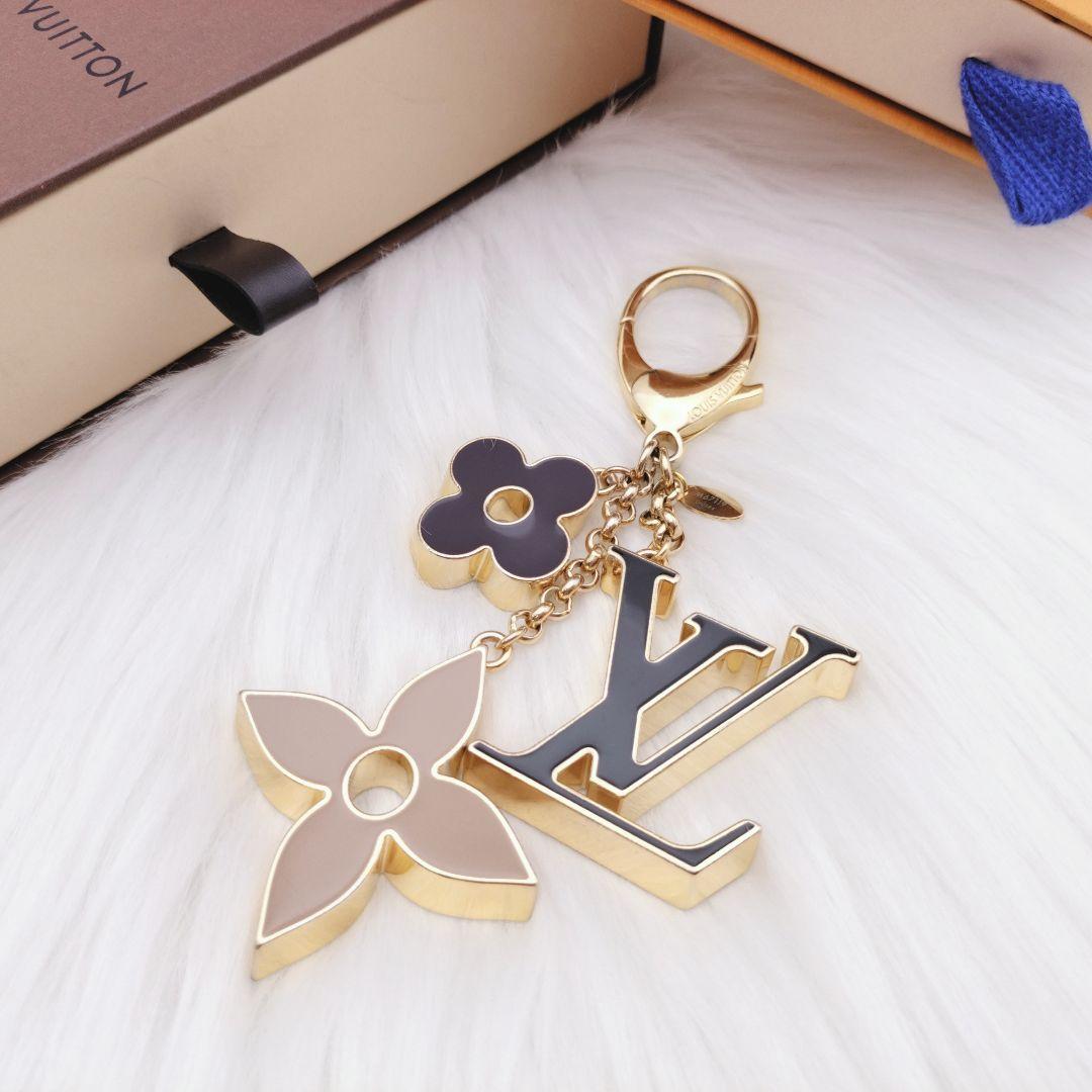 大谷瞳さん専用✨ルイヴィトン フルールドゥモノグラムキーホルダーチャームフラワー