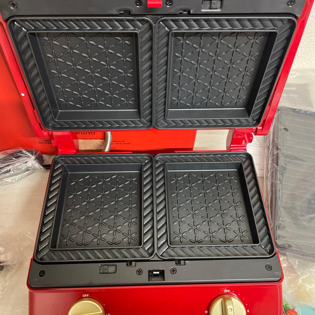 BRUNO ブルーノ グリルサンドメーカー ダブル レッド - メルカリ