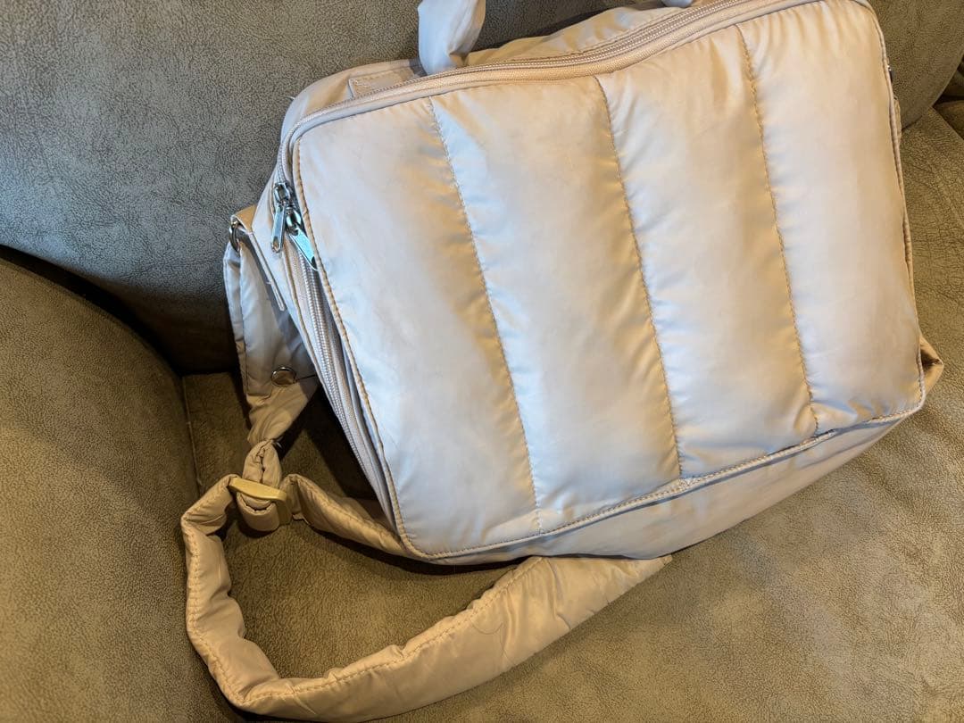 calin マザーズバッグ 【限定色 ラテ】 - メルカリ